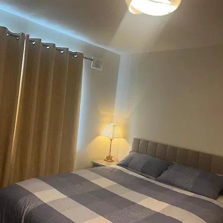 Accomodation * Galway